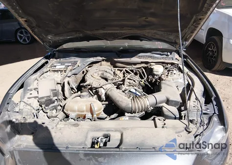 2015 Ford Mustang V6 z USA, uszkodzony, nr VIN 1FA6P8AM5F5370173